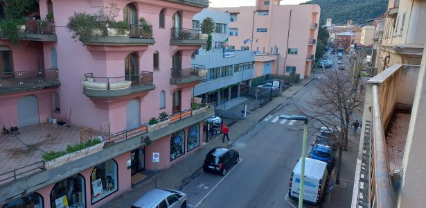 Iglesias – Appartamento da Ultimare Internamente Via Sardegna mq. 118