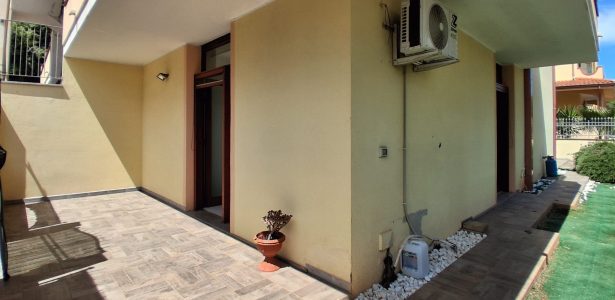 Iglesias – Appartamento mq. 80 + Seminterrato + Cortile